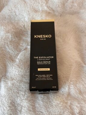 Knesko The Exfoliator Gold Repair sealed